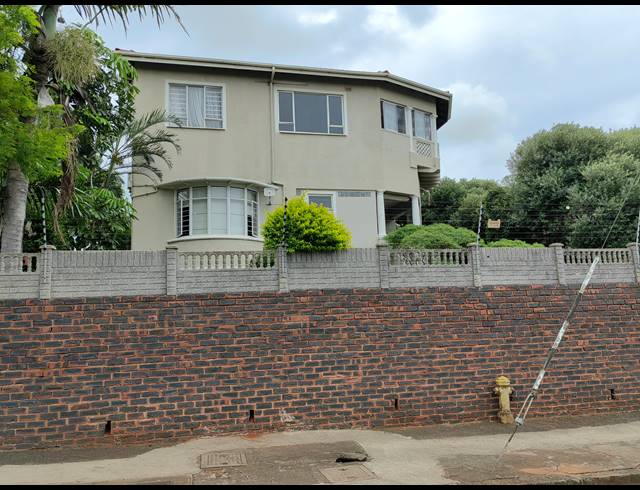 3 BEDROOM HOUSE FOR SALE IN GLENWOOD